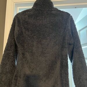 Patagonia fuzzy quarter zip